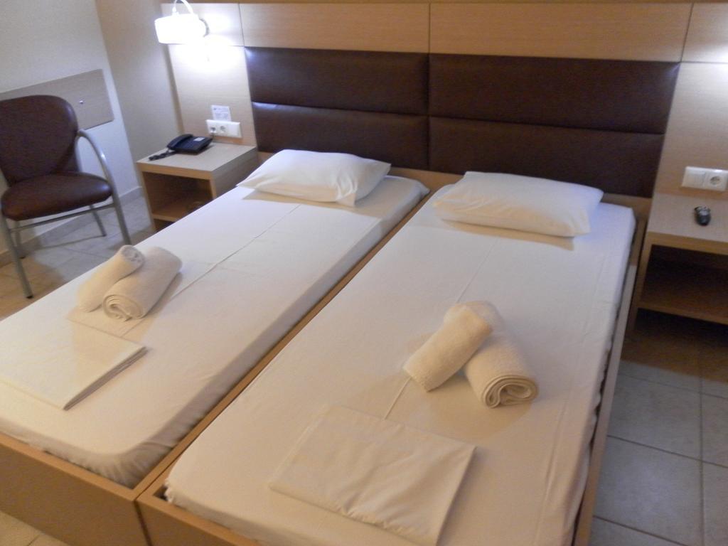 Hotel Esperia Thessaloniki Zimmer foto